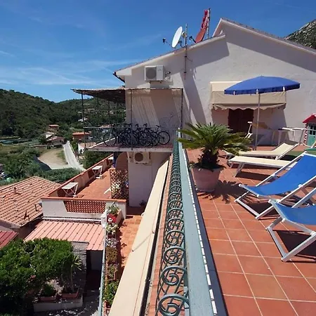 Szálloda Alma Fetovaia