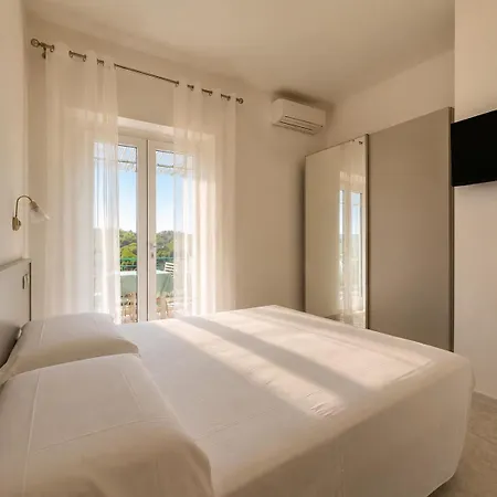 Hotel Alma 3*