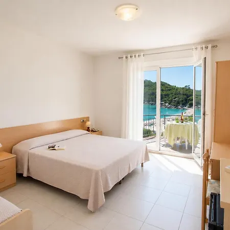 Hotel Alma